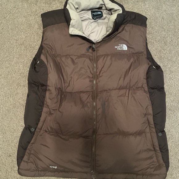 The North Face men’s Chocolate Puffer Vest - Picture 1 of 7